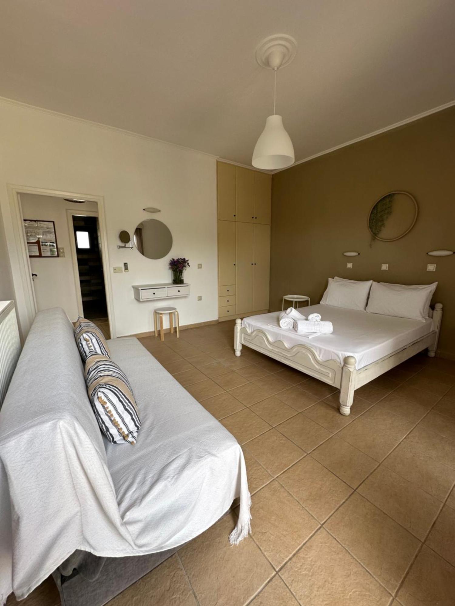 Voulas Apartments Stoúpa Værelse billede